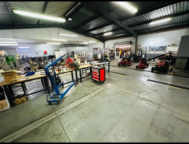 1,550M² WAREHOUSE FOR SALE IN PIETERMARITZBURG CENTRAL
